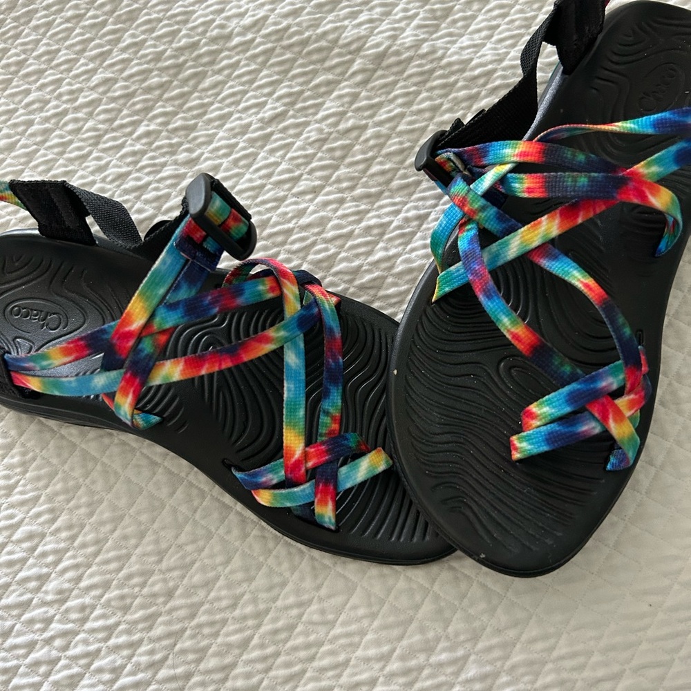 COPY - NWT size 8 rainbow / tie dye Chaco sandals